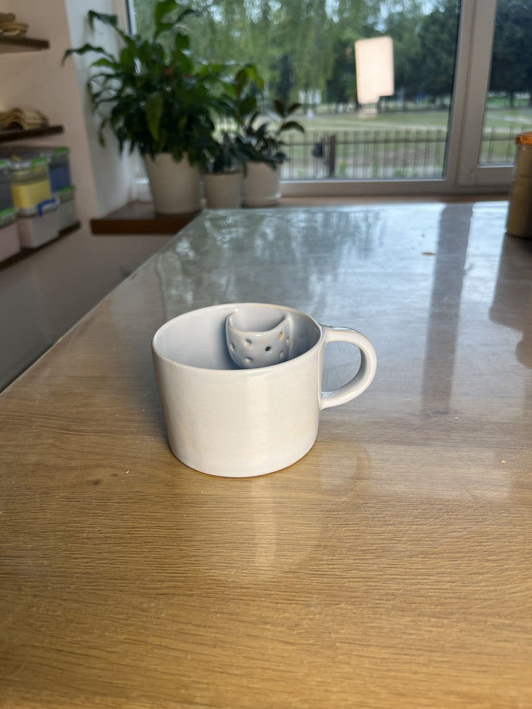 Handmade Ceramic Mug with Infuser – Vilnotik Ceramics